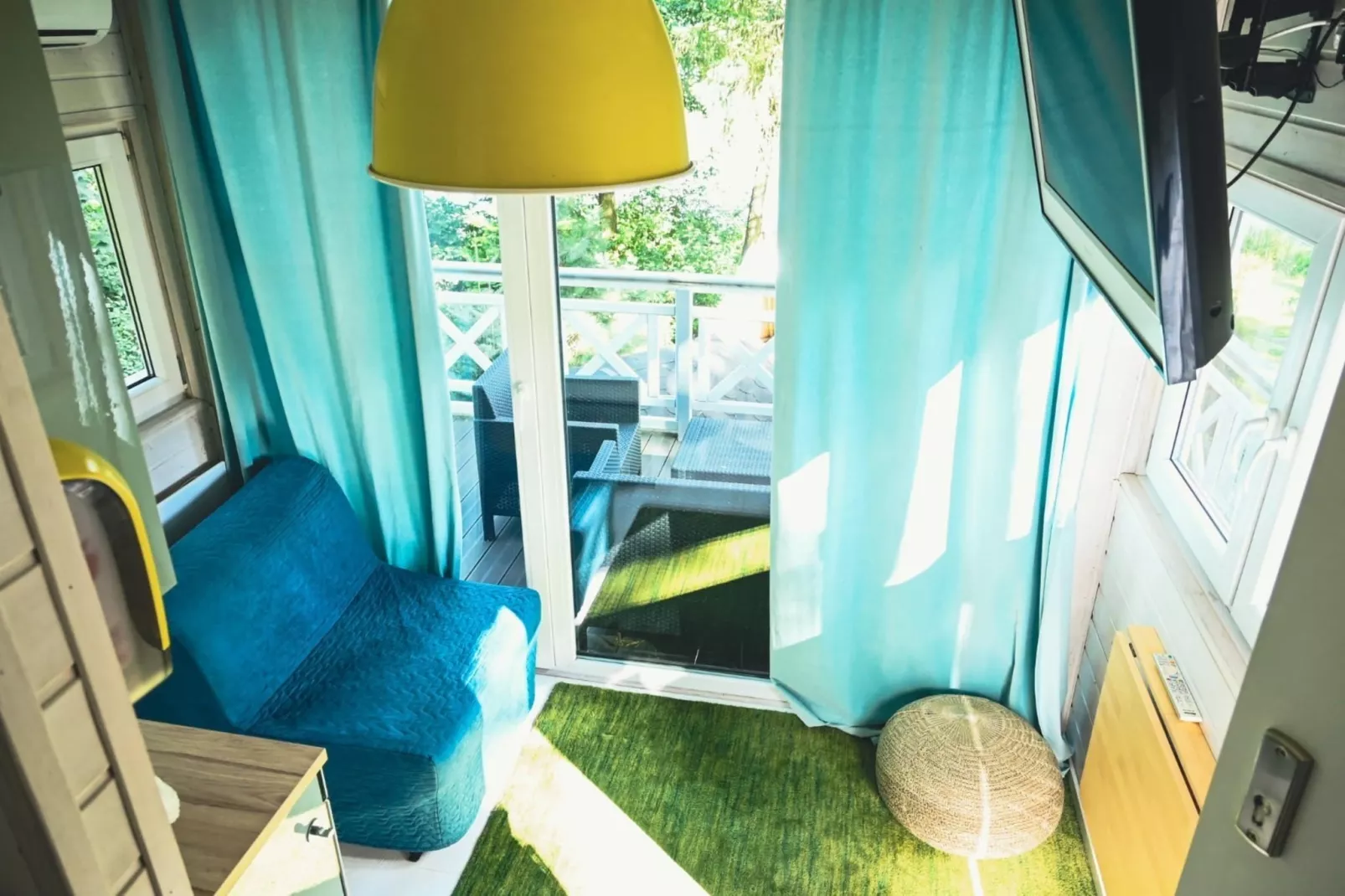 Dom w Starych Czaplach z domkiem na drzewie-Terrace balcony