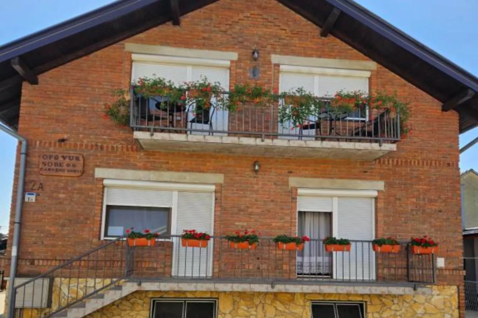 One Bedroom Magic Room (1)-Outdoor