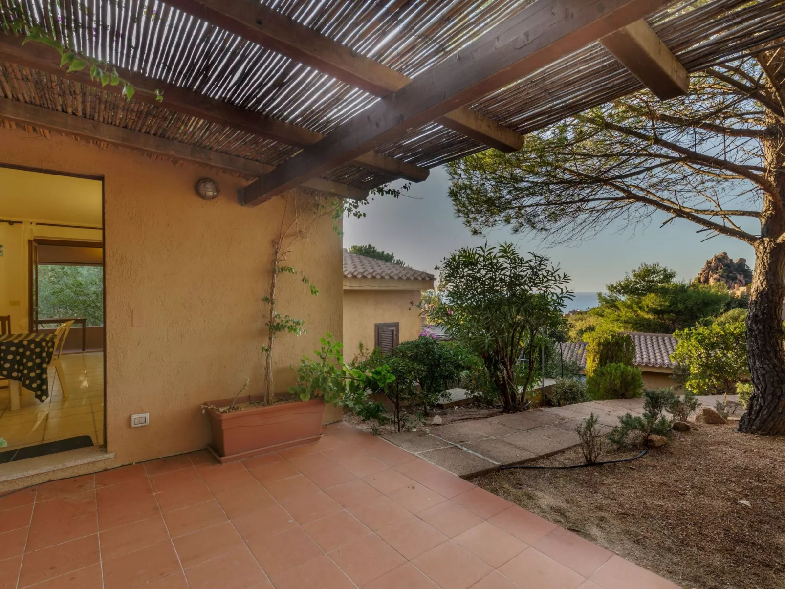 Wohnung 'Rosa 3' mit Terrasse-Dehors