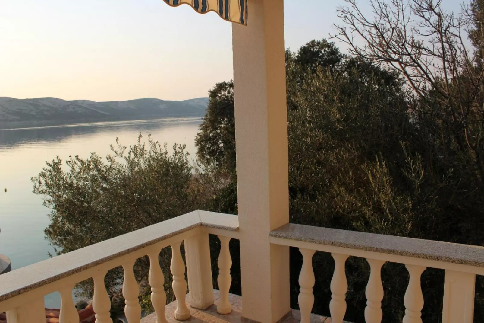 Sv Marija1 - Ferienwohnung 7 - Typ 4plus2 - Aussicht Sommer