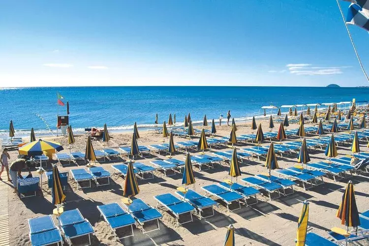 Ferienresort Ai Pozzi Village Resort Loano - M3 / A3 Studio ca 23 qm-Gebiete Sommer 5 km