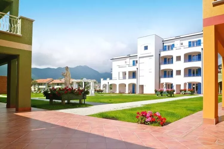 Ferienresort Ai Pozzi Village Resort Loano - M3 / A3 Studio ca 23 qm-Außenbereich
