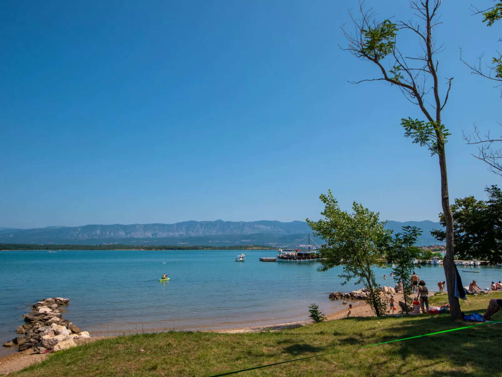 Neue Villa mit Pool und Meerblick - Environnement