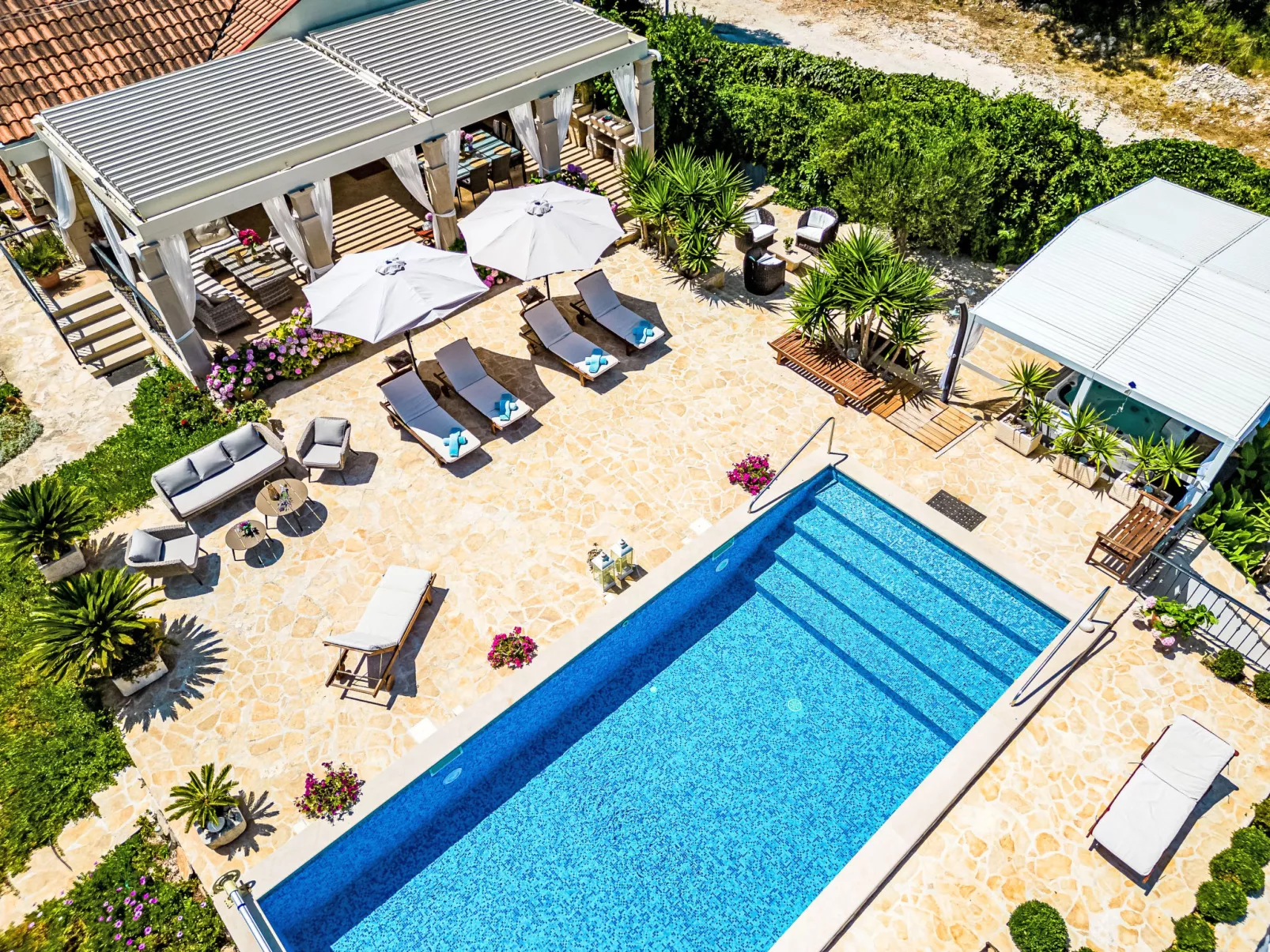 Villa Mutnik-Drinnen