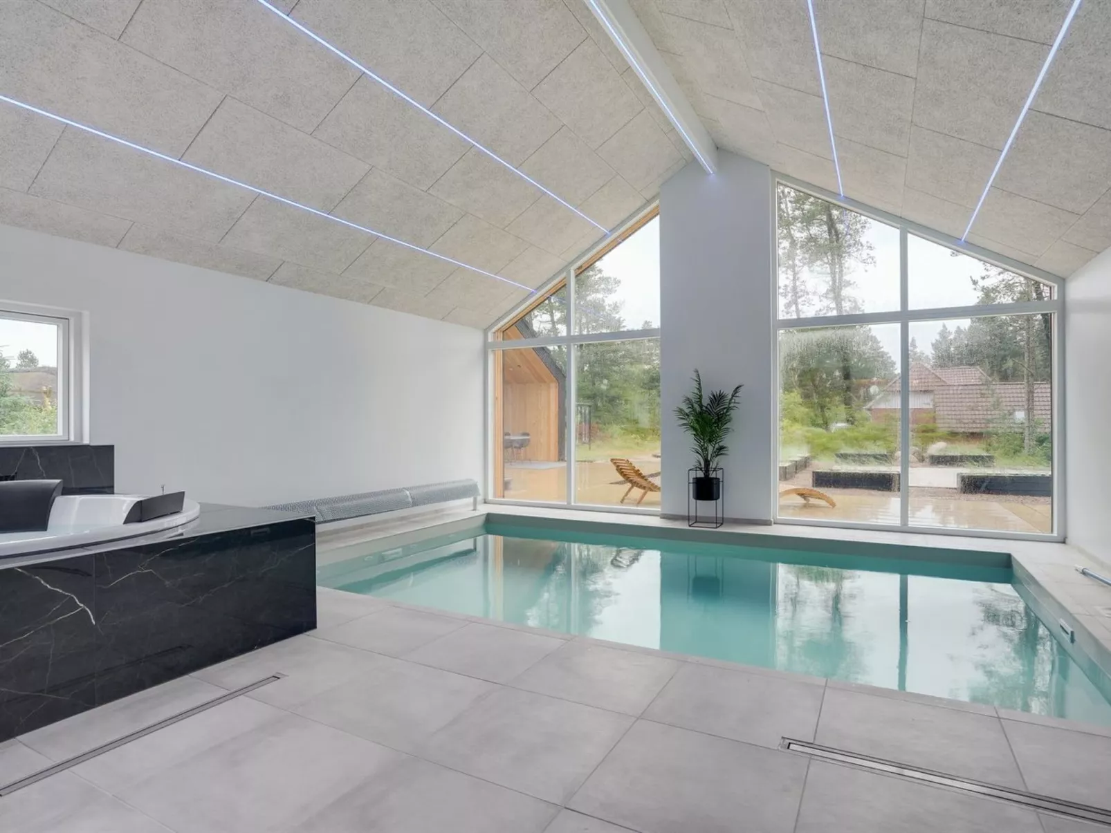 "Menja" - 1.4km from the sea-Outside