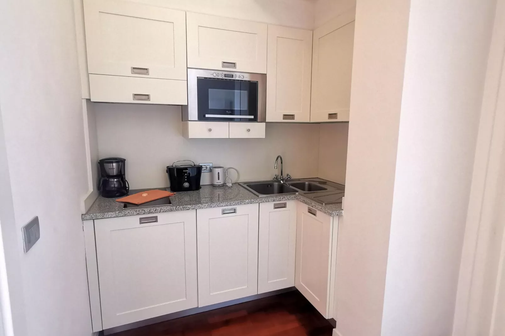 Residence Antico Verbano Meina-Bilo 3J - 2 pers-Cuisine