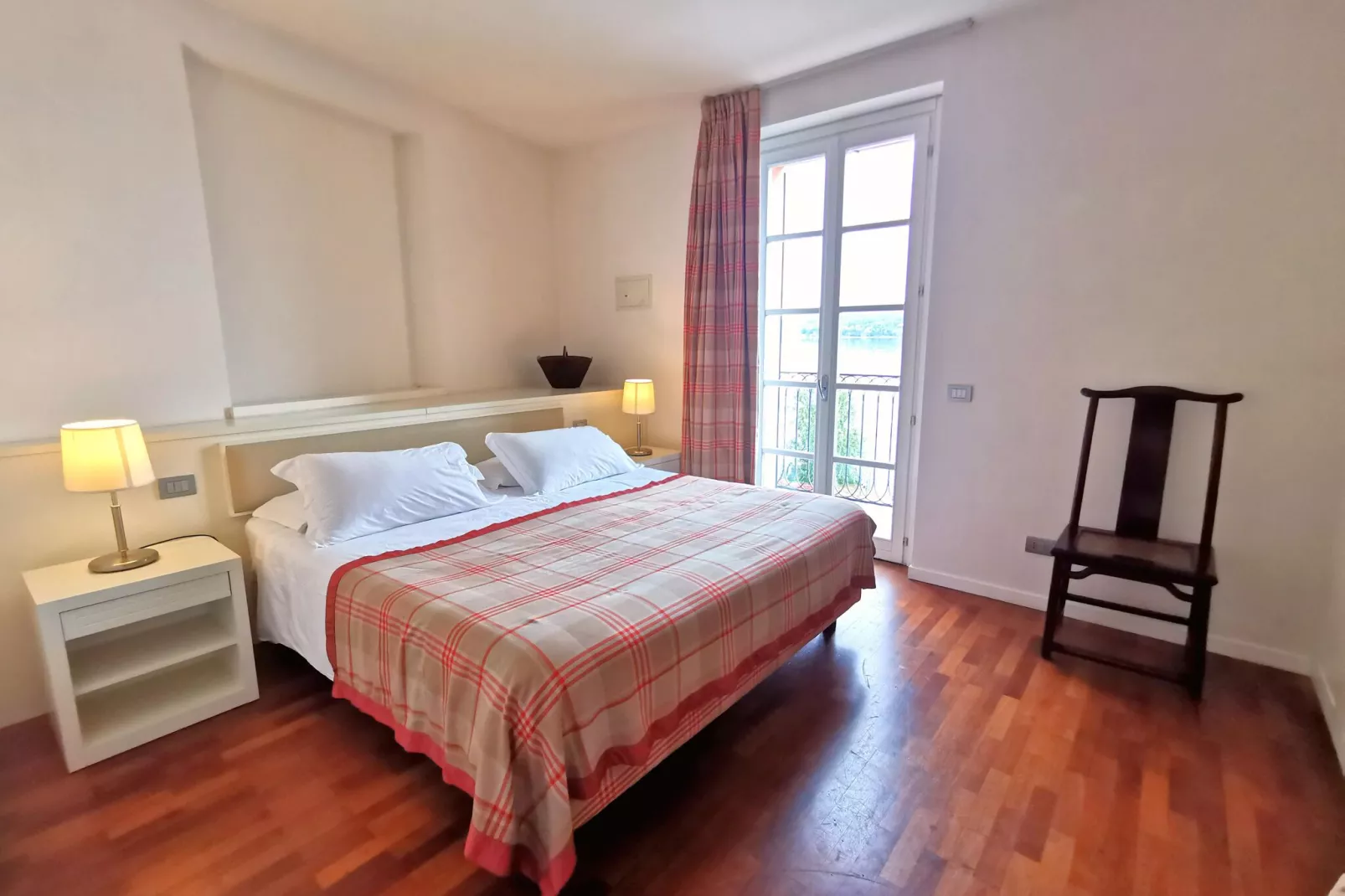 Residence Antico Verbano Meina-Trilo 4-Schlafzimmer