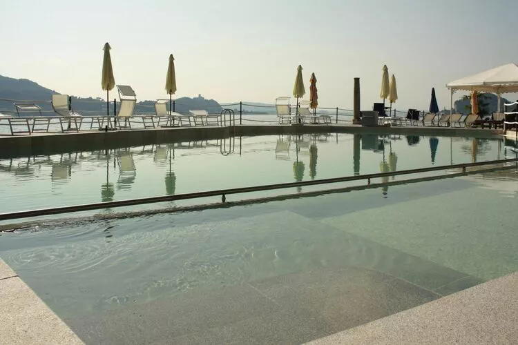 Residence Antico Verbano Meina-Trilo 4-Wasserblick