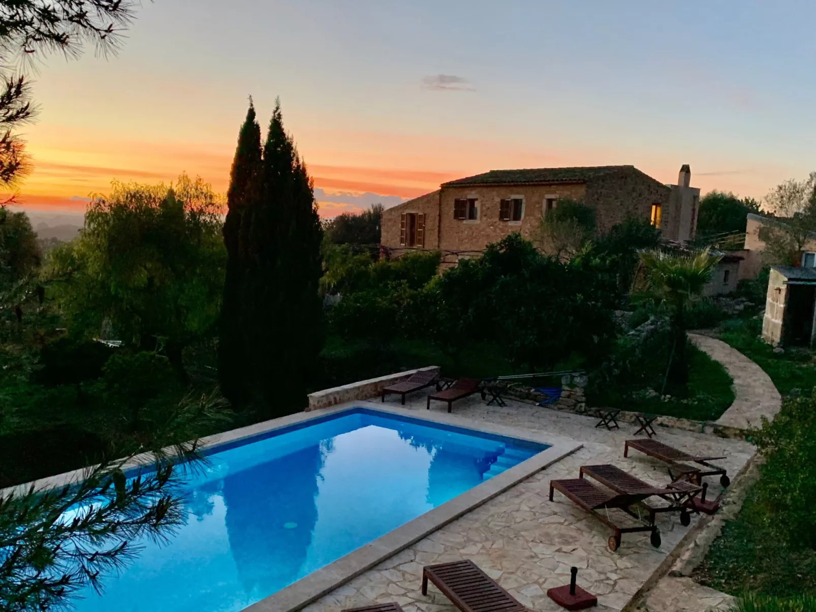 Traumhafte Naturstein-Finca in ruhiger Lage - Image-tags.info