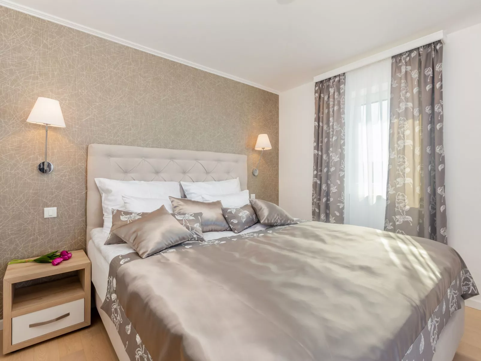 Schöne Villa in einer ruhigen Umgebung mit Pool - Image-tags.info