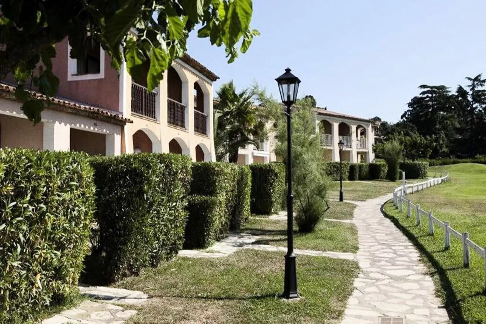 Résidence Les Parcs de Grimaud - maeva Home - Aussicht Sommer