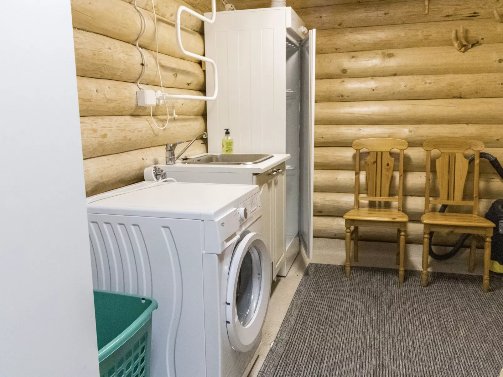 Salvostie 13, hetta - Dedans