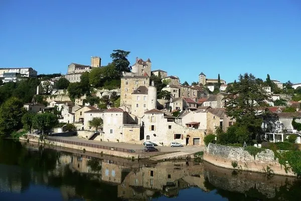 Domaine de Gavaudun - Gite La Chatière-Areas within 20km in summer