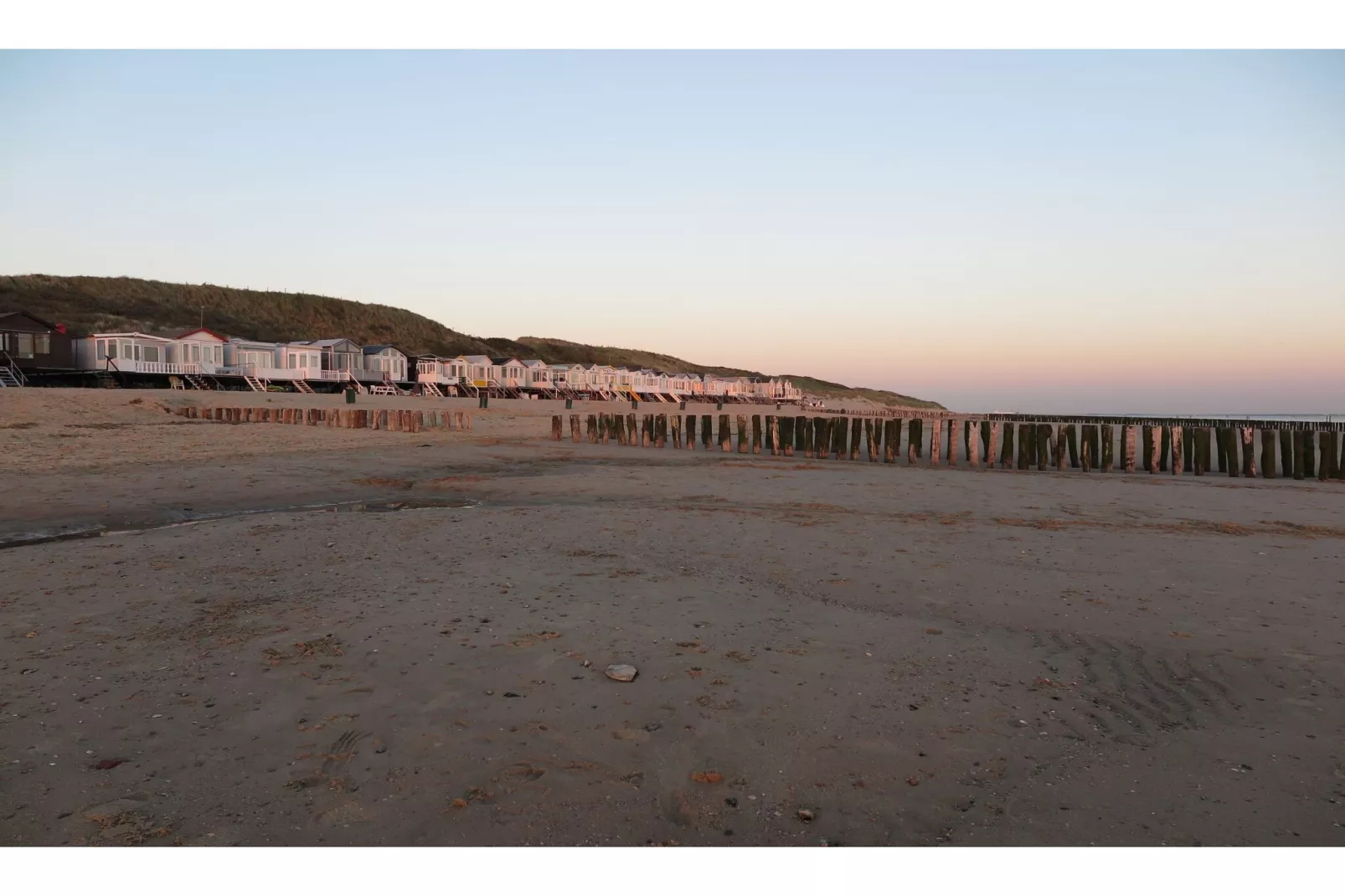 Slaapstrandhuisje - Strand dishoek 68  Dishoek-Ambiance