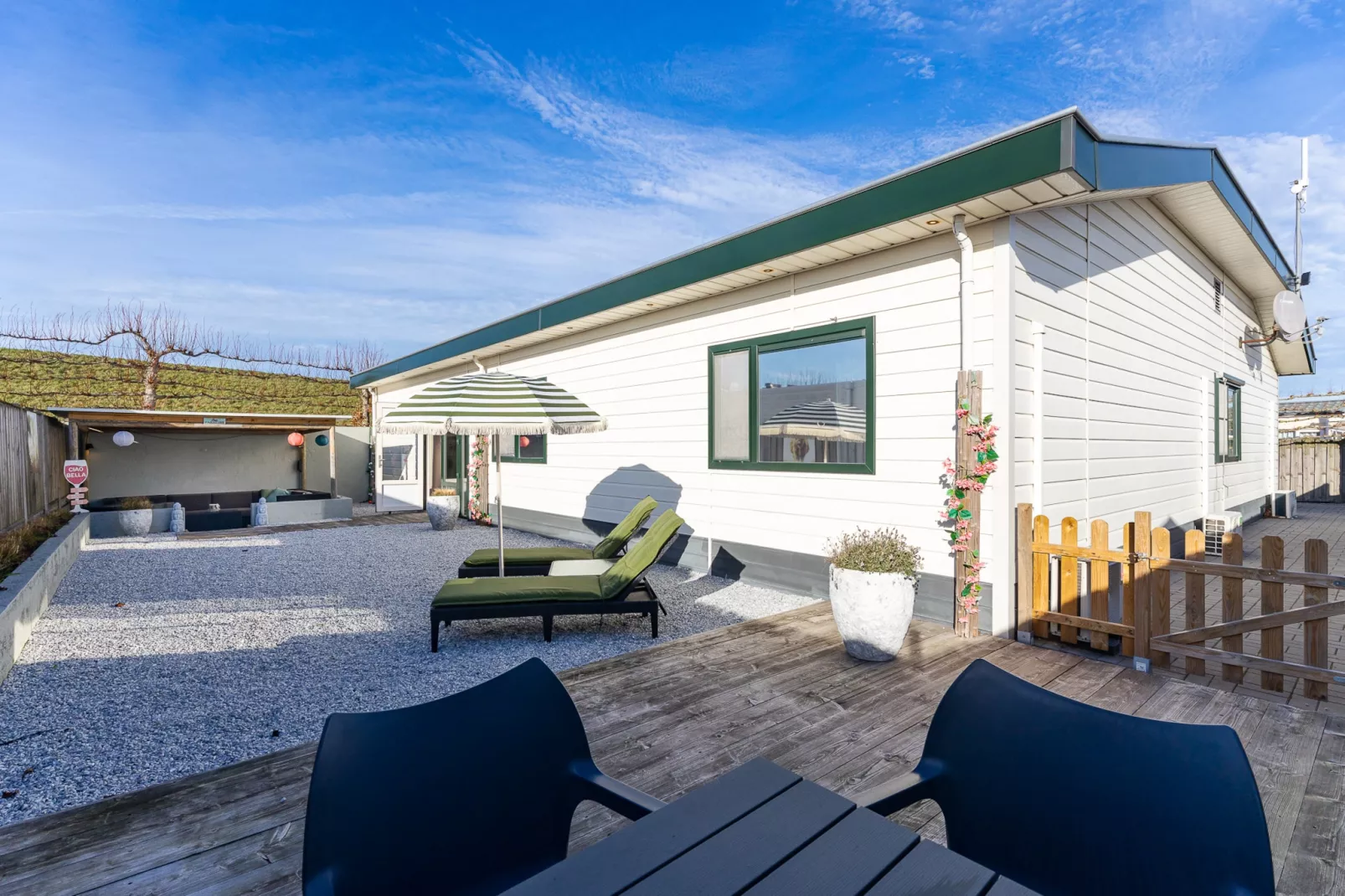 Vakantiehuis - Keetenweg 10| Stavenisse - Jardins en été