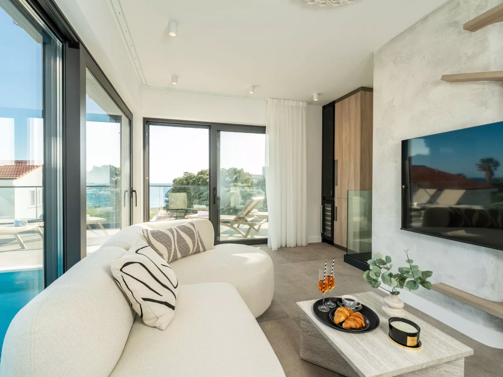 Vier-Schlafzimmer-Wohnung Dantela mit Tauchbecken - Inside