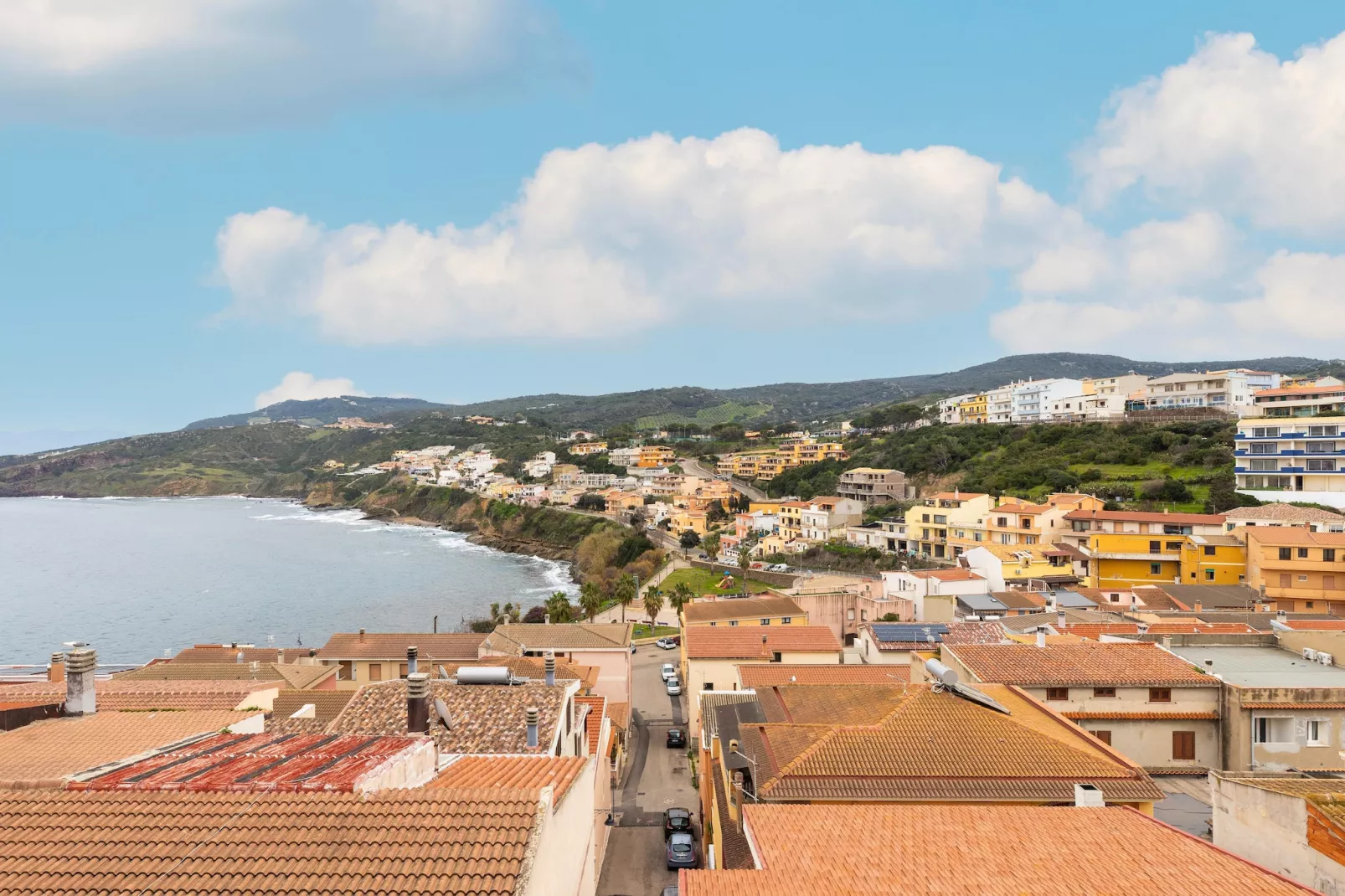 QUADRILOCALE CASTELSARDO CENTRO-Vue d'été
