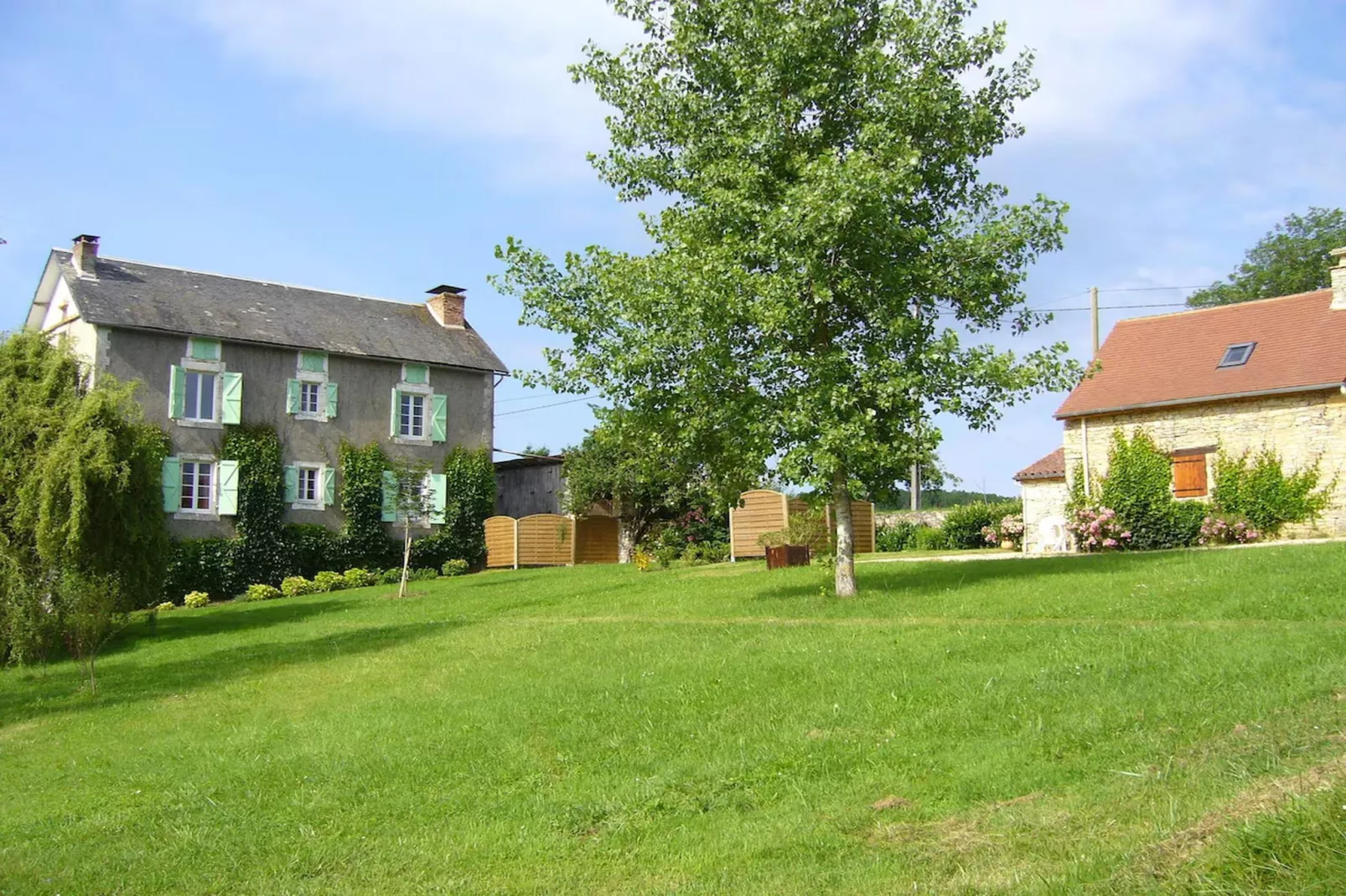 Maison Carème - Garten Sommer