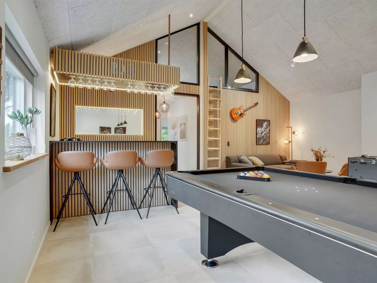 "Menja" - 1.4km from the sea-Inside