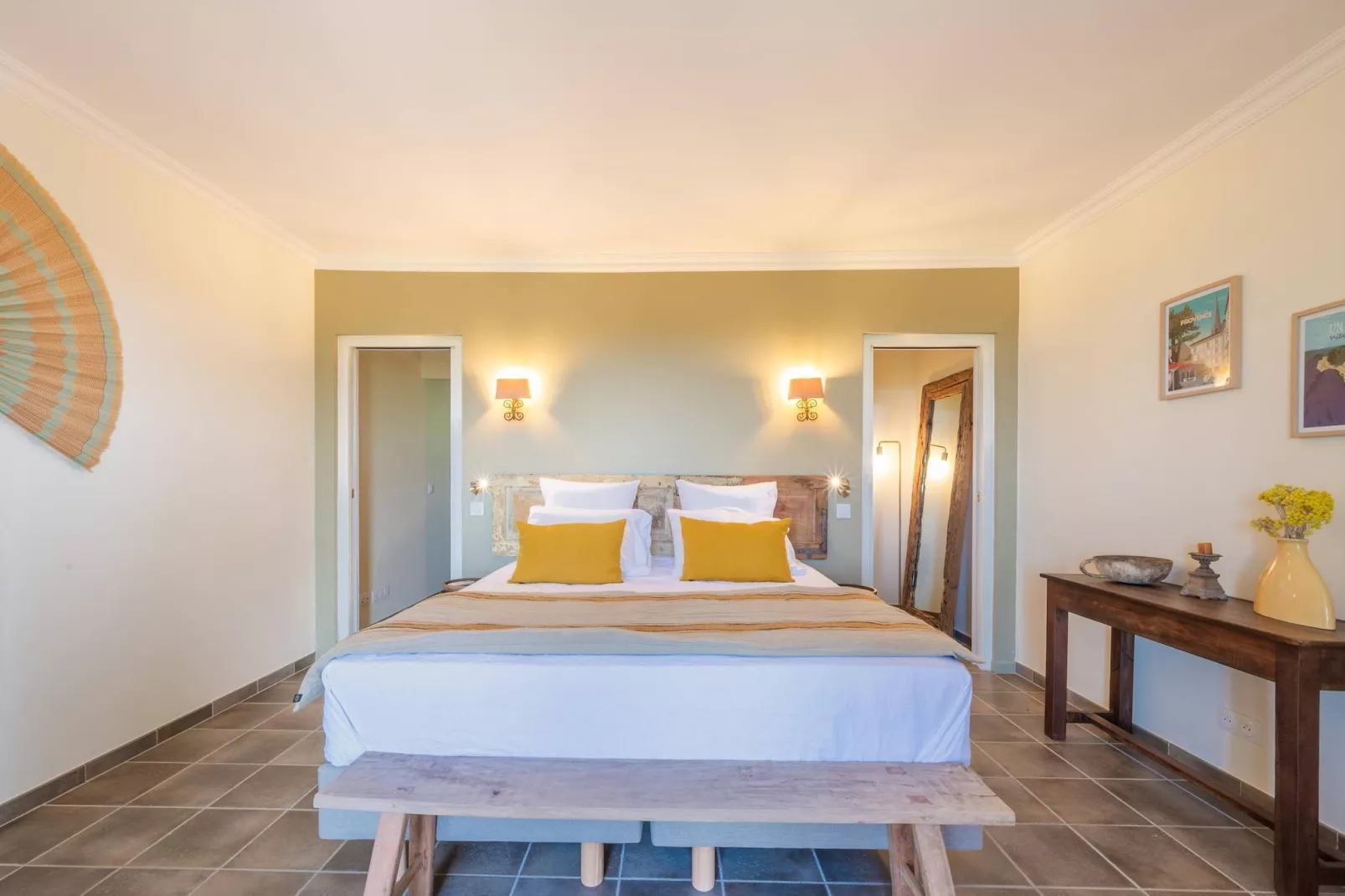 Le Mas Elaïa  votre havre familial avec piscine privée-Chambre