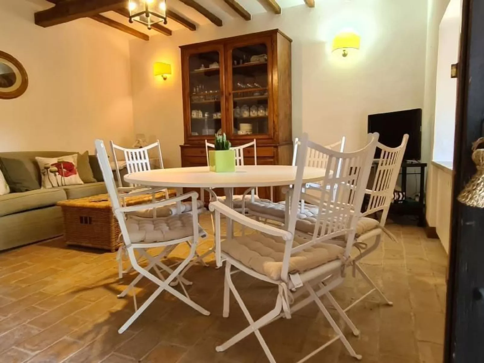 Altes Haus in Rotecastello mit großem Pool - Image-tags.info