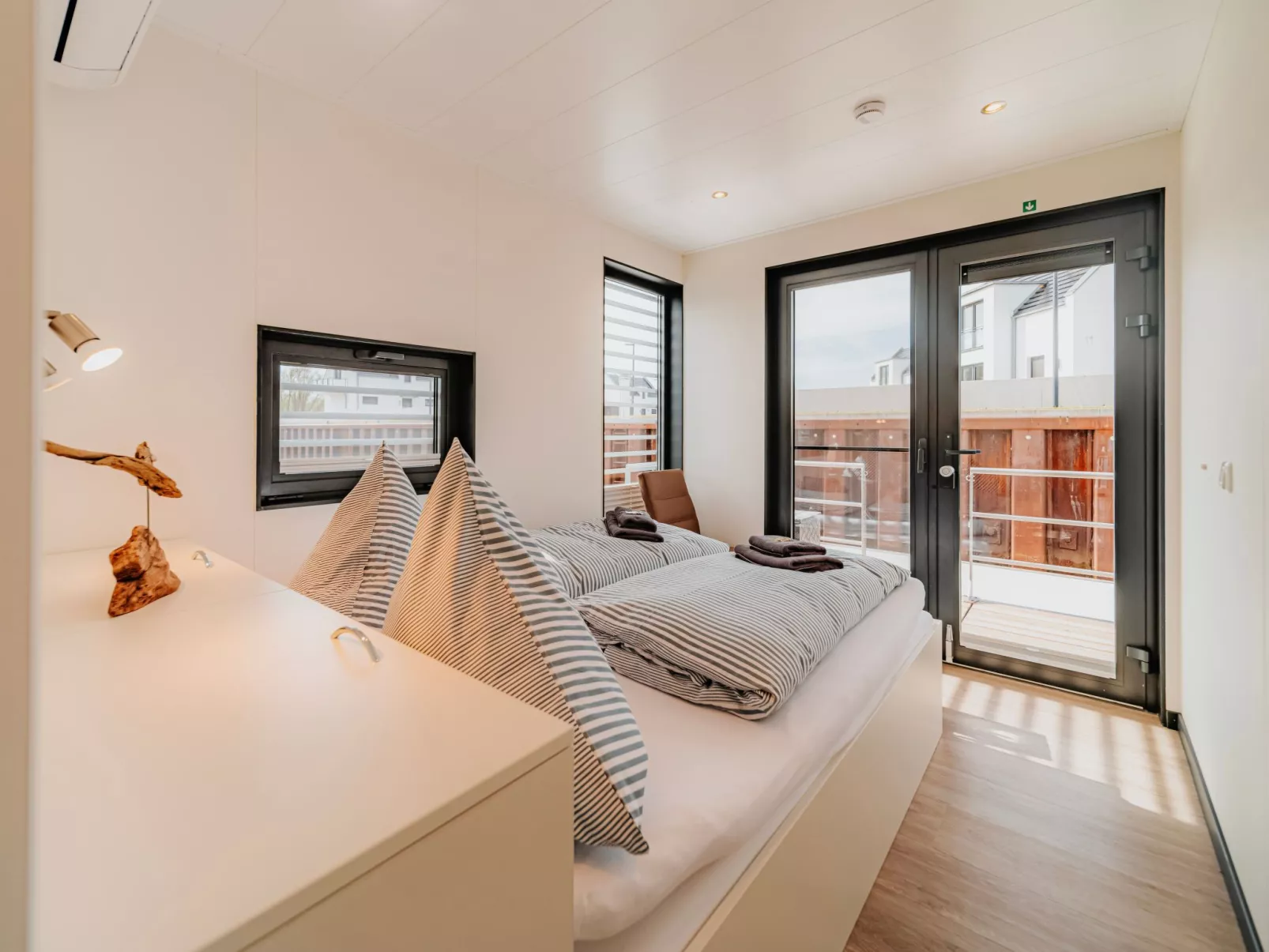 Sealoft auf der Ostsee Floatinghouse Trinity - Image-tags.info