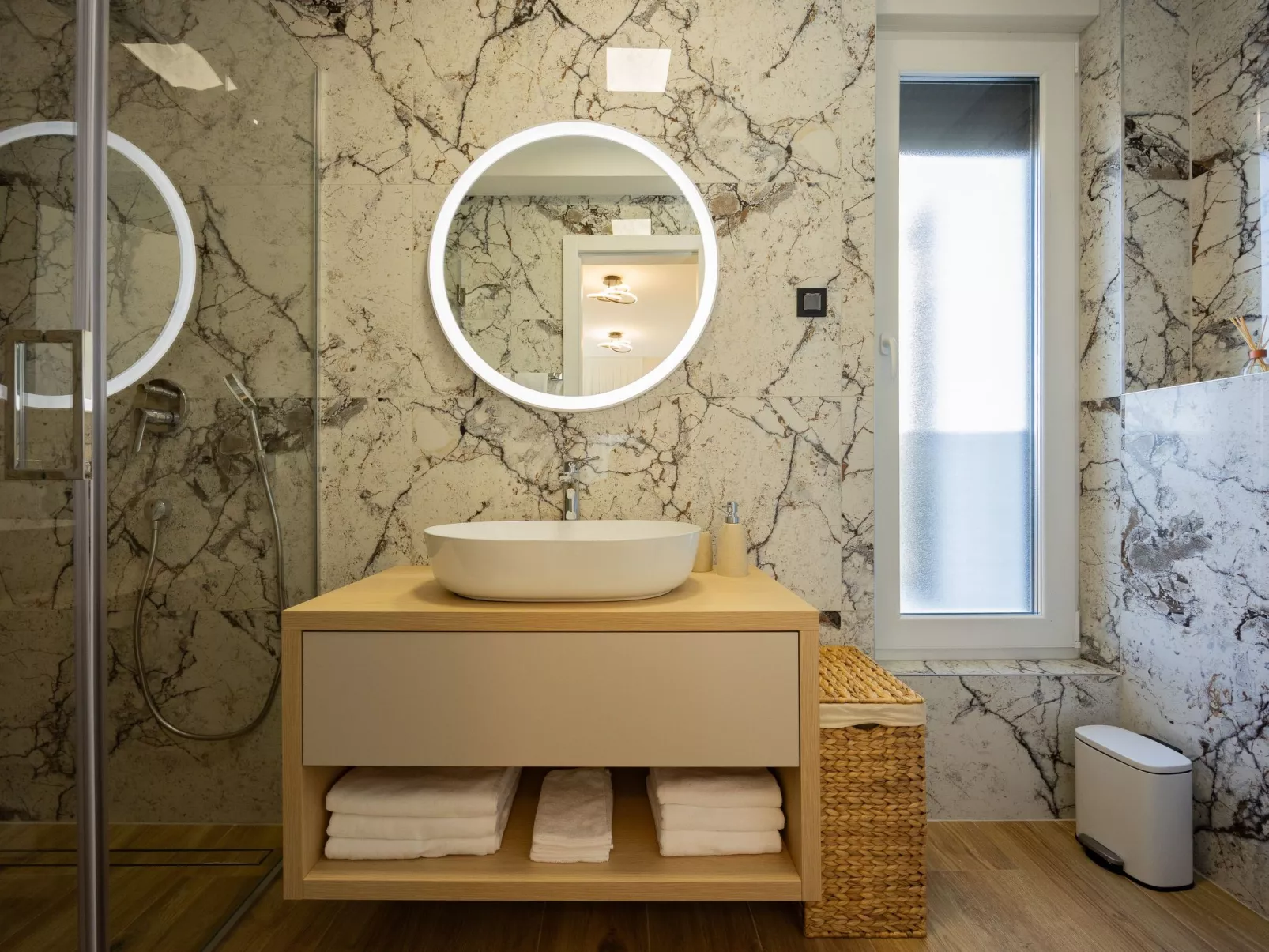 Villa Elena - Image-tags.info