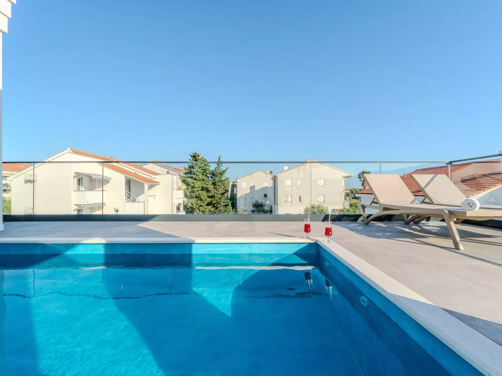Vier-Schlafzimmer-Wohnung Dantela mit Tauchbecken - Inside