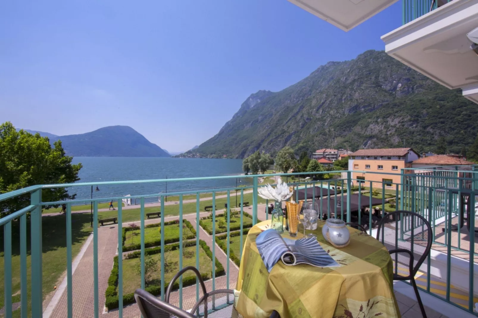 RESIDENCE PORTO LETIZIA - PALACE-2ROOM APT 6 PAX LAKE VIEW DELUXE 8210 - P2LD6 - Terrace balcony