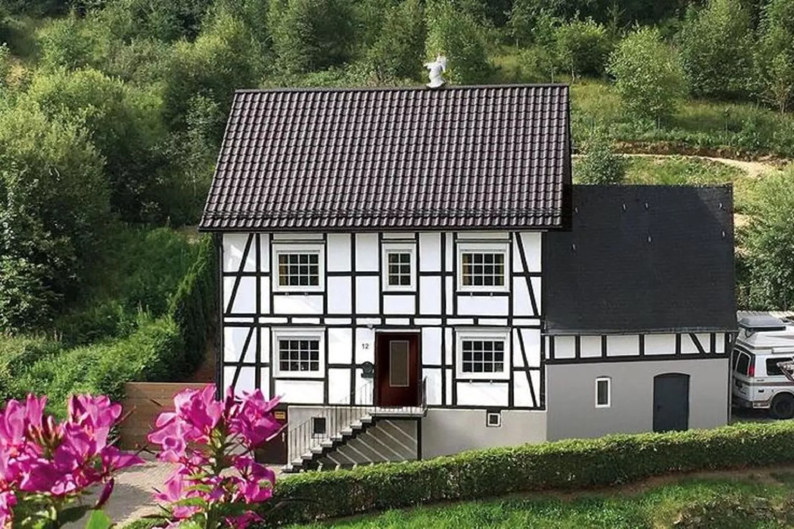 Ruhrquelle - Außenbereich Sommer