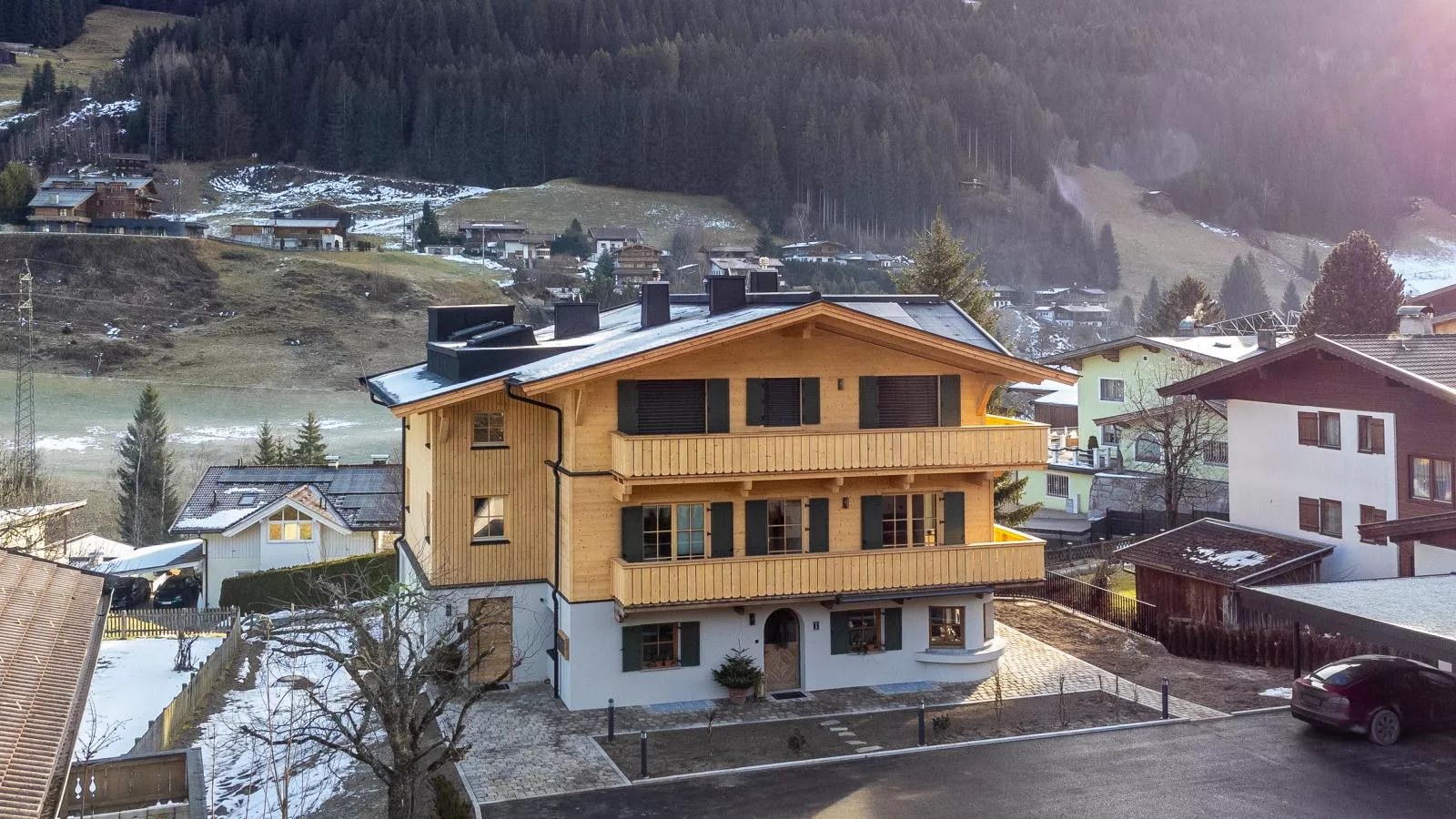 Haus Tauernblick Top 3 und 4-Außenbereich Winter