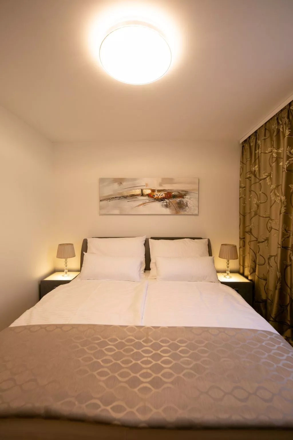 Moderne Wohnung in Kaisermühlen mit Garten und Panoramablick - Image-tags.info