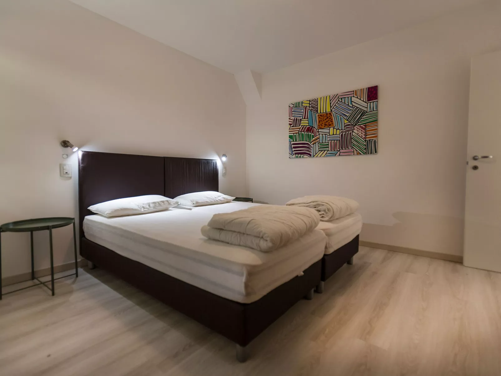 Zwei-Zimmer-Wohnung mit Seeblick, Grill und Gemeinschaftspool - Image-tags.info