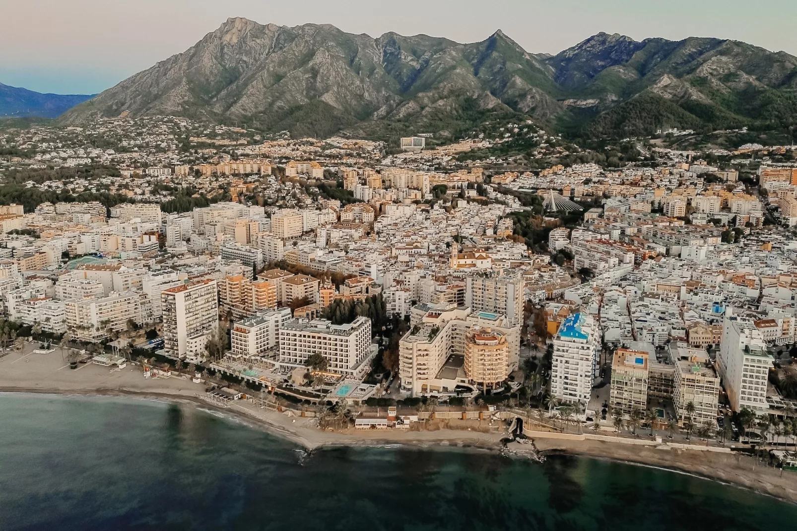 Marbell center - Areas within 5km in summer