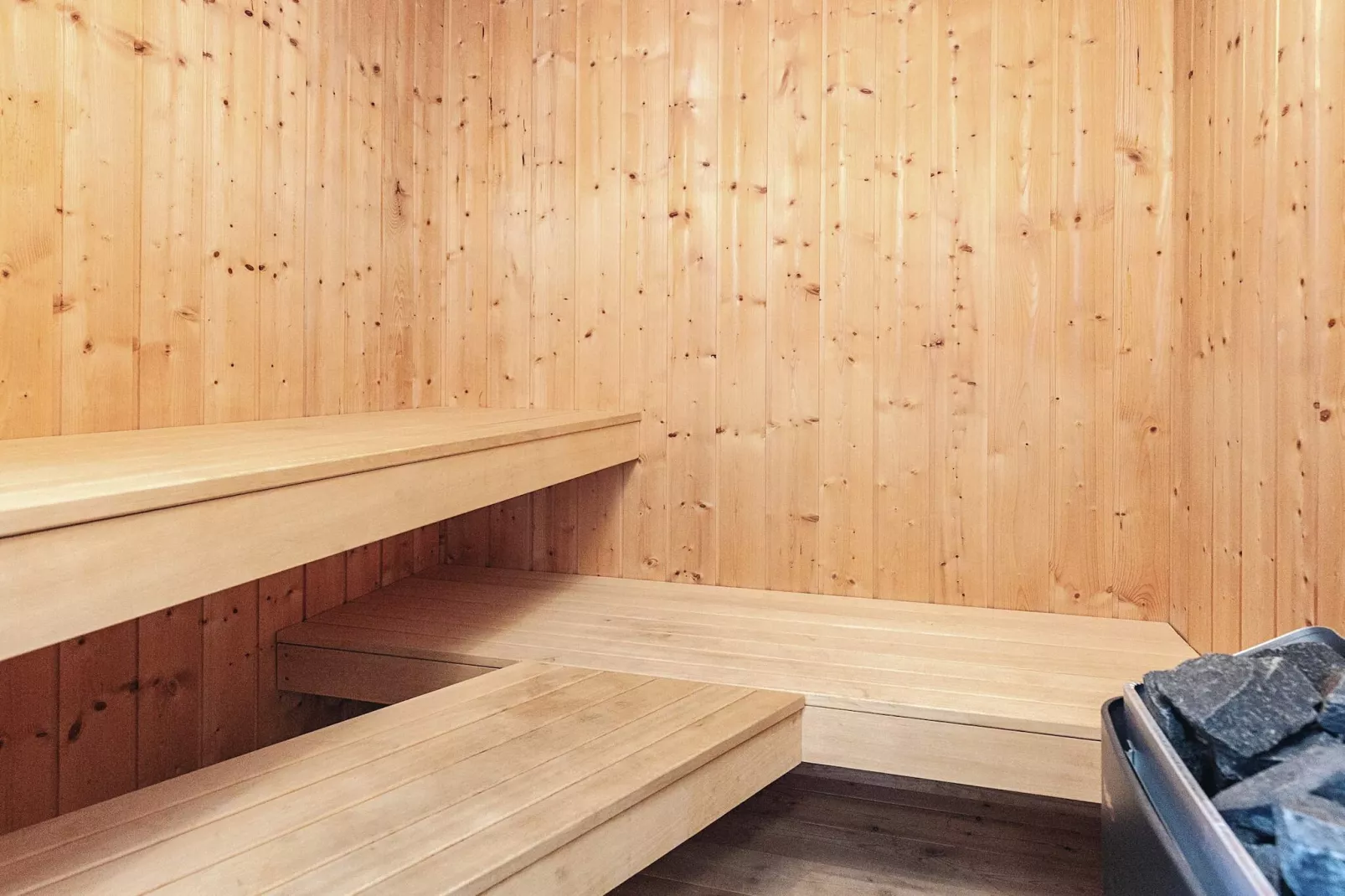 4 Sterne Ferienhaus in FRIEDRICHKOOG-Sauna