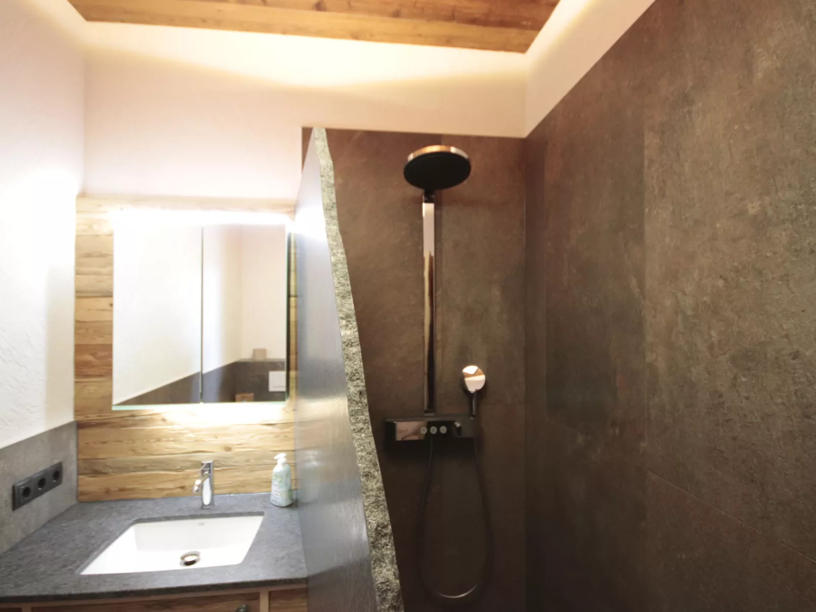 Chalet Ebenholz-Drinnen