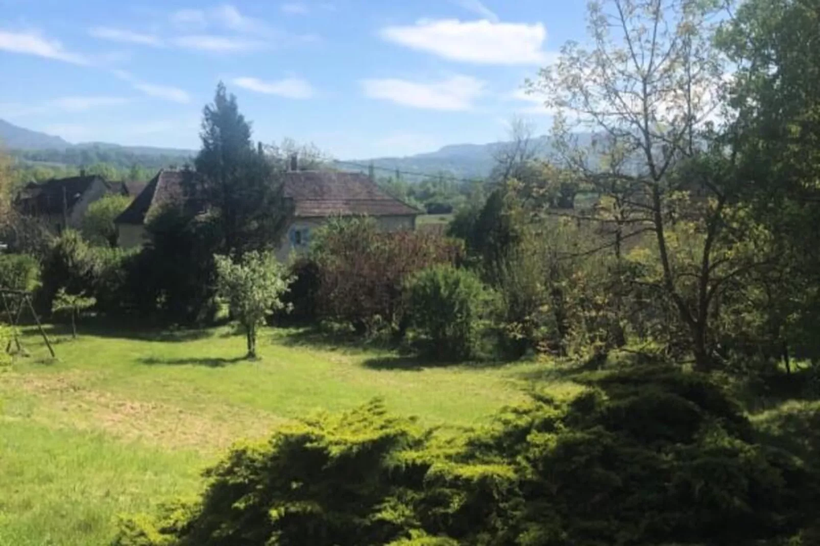 Maison De Charme Ancienne Entre Lacs Et Rh&ocirc;ne-Non tagué