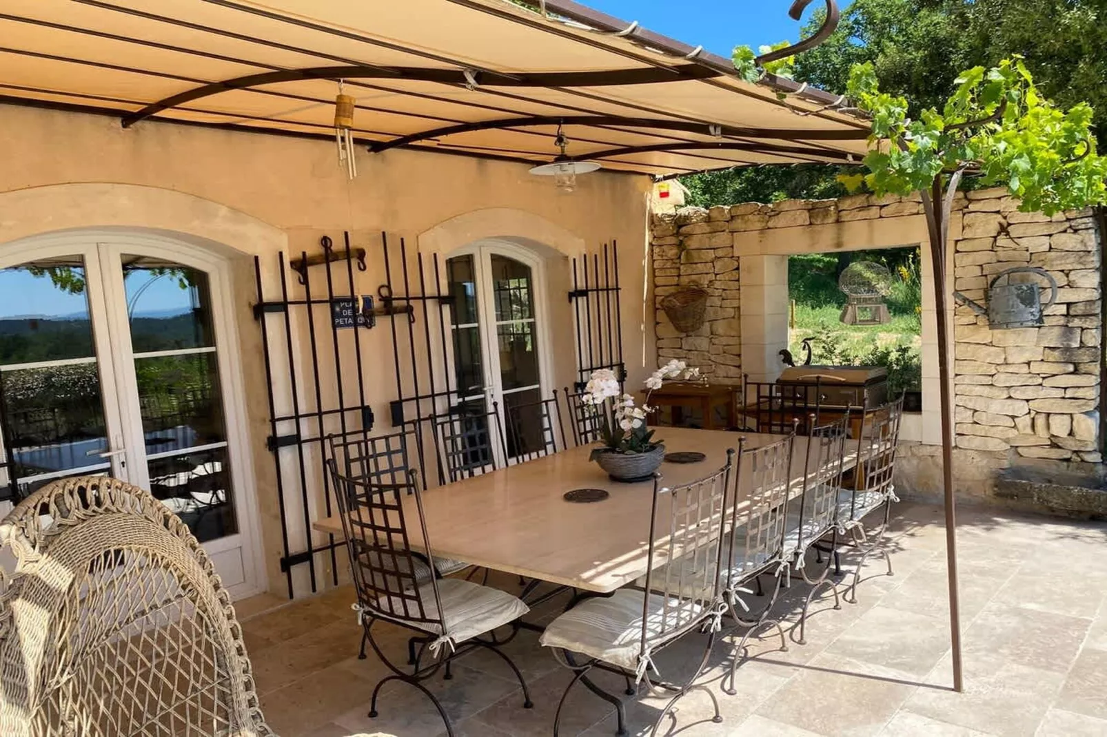 Villa provencale à Murs coeur du Luberon-Terrace balcony