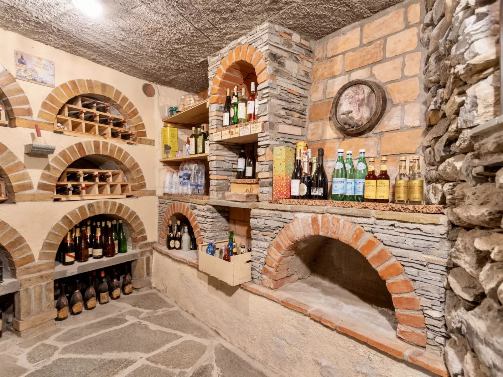 Casa Muschialli-Inside