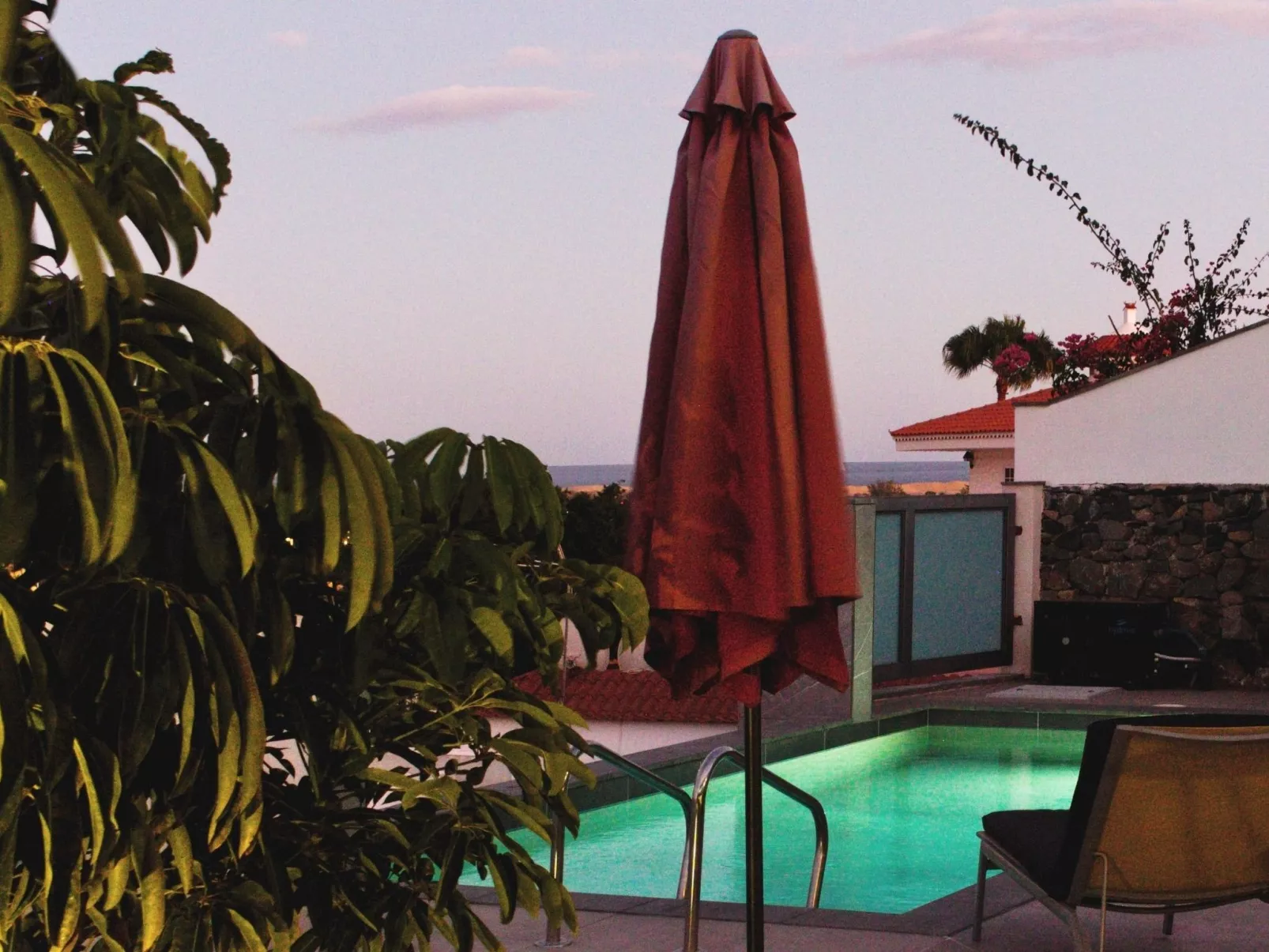 Atemberaubende Villa mit passender Aussicht - Image-tags.info