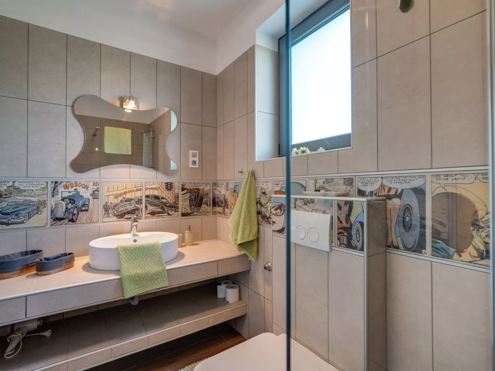 Villa "View" mit Blick auf das Wasser - Image-tags.info