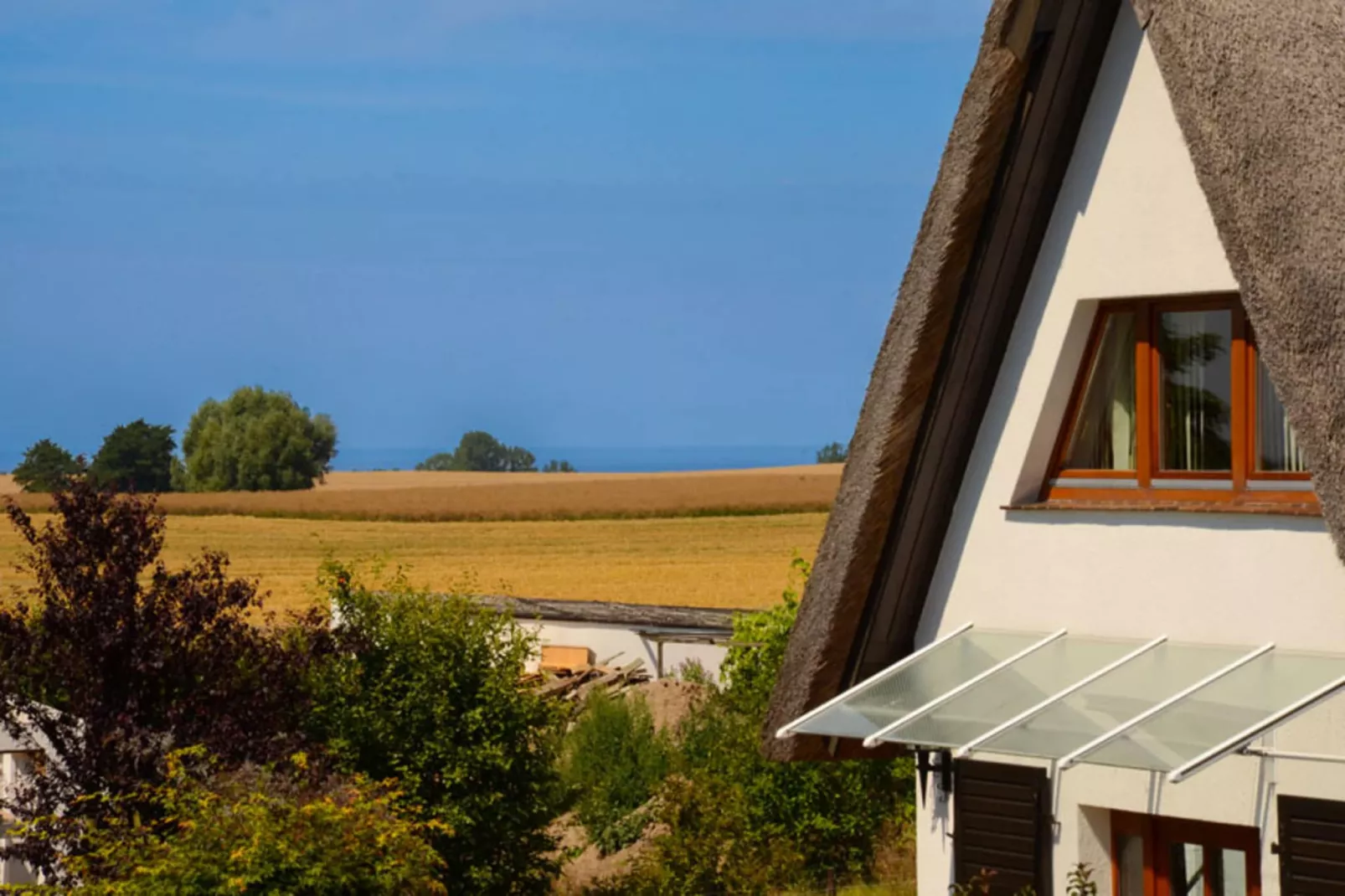 Ferienwohnung Eva mit Meerblick - strandnah - Ambiente