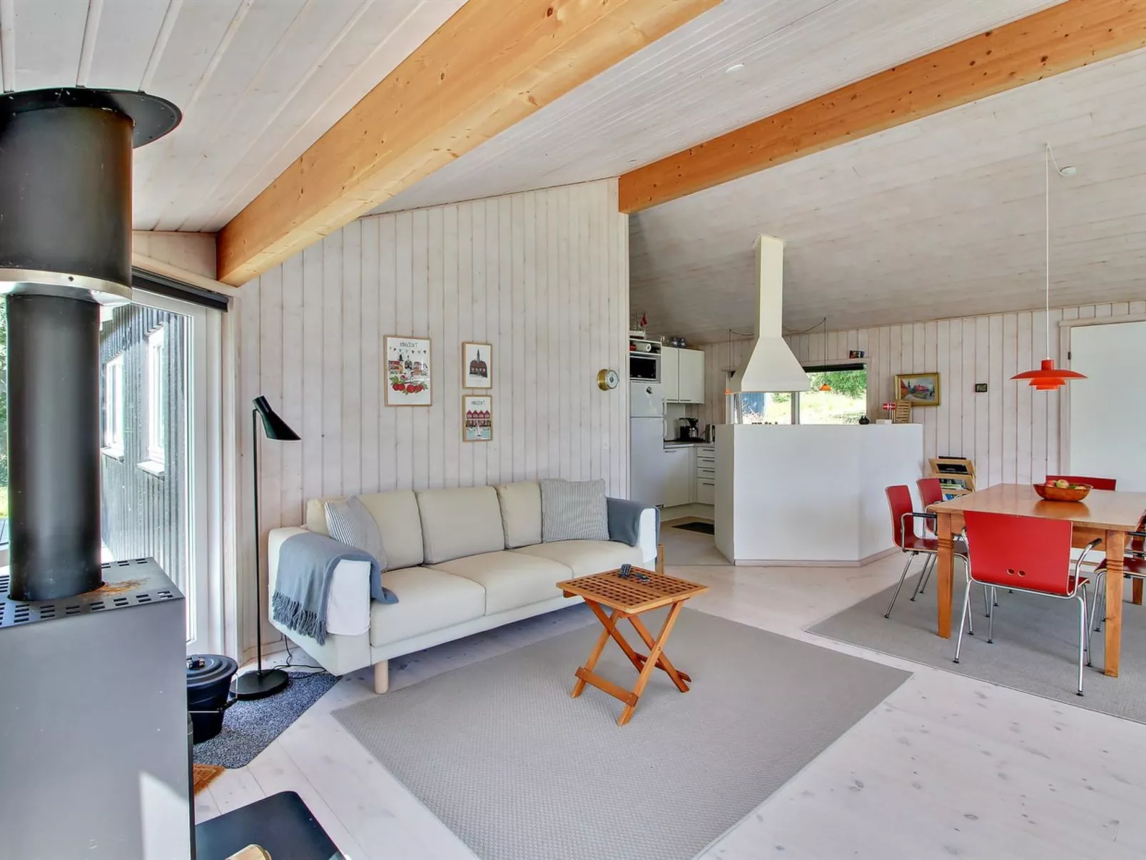 "Lilla" - 120m from the sea - Drinnen