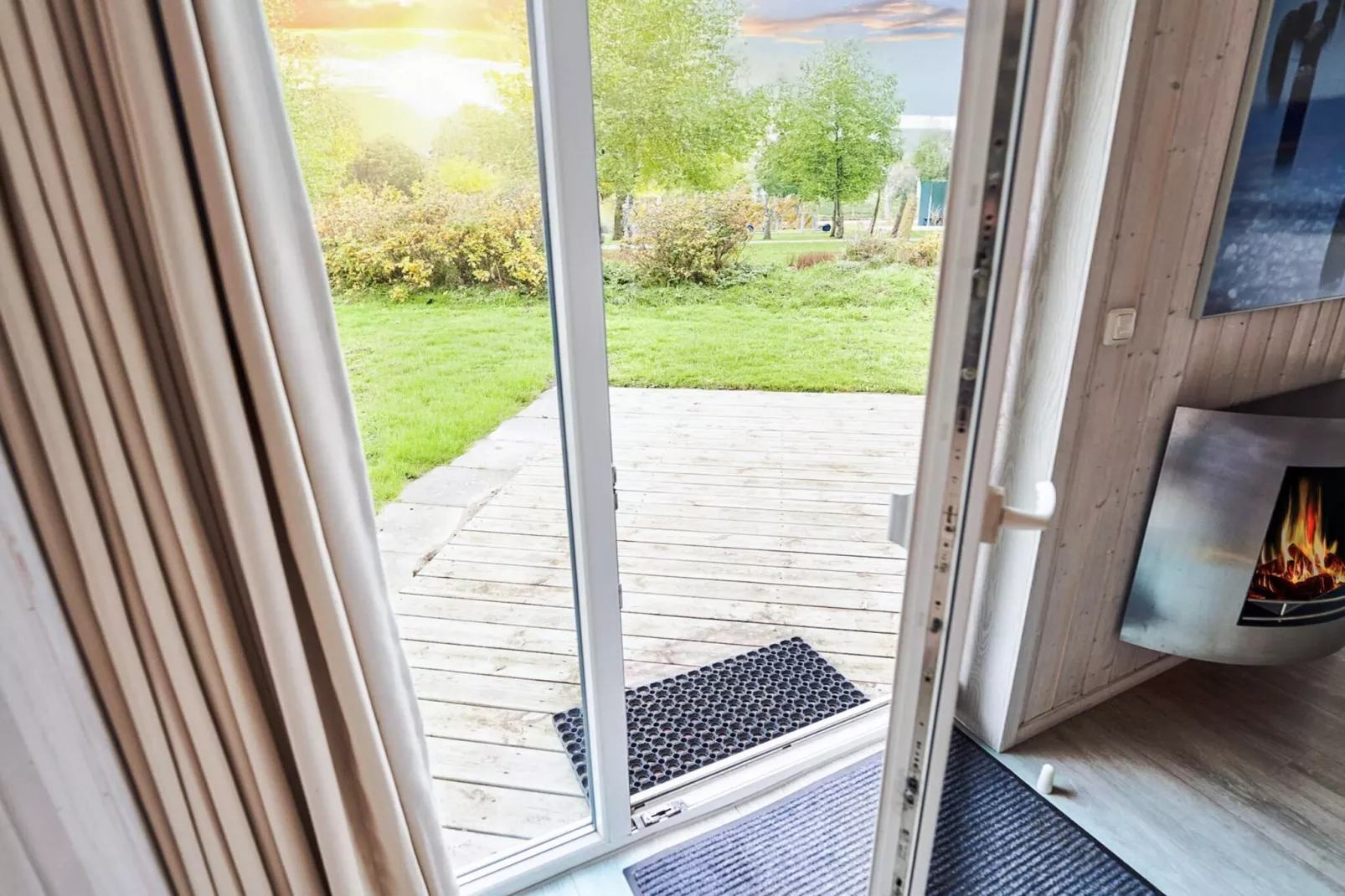 4 Sterne Ferienhaus in FRIEDRICHKOOG-Innenbereich