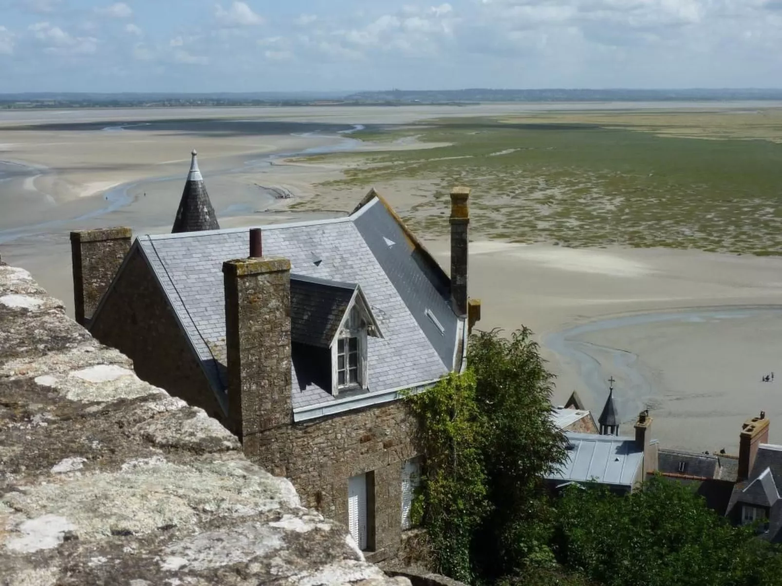 "Garence" mit eigener Terrasse-Outside