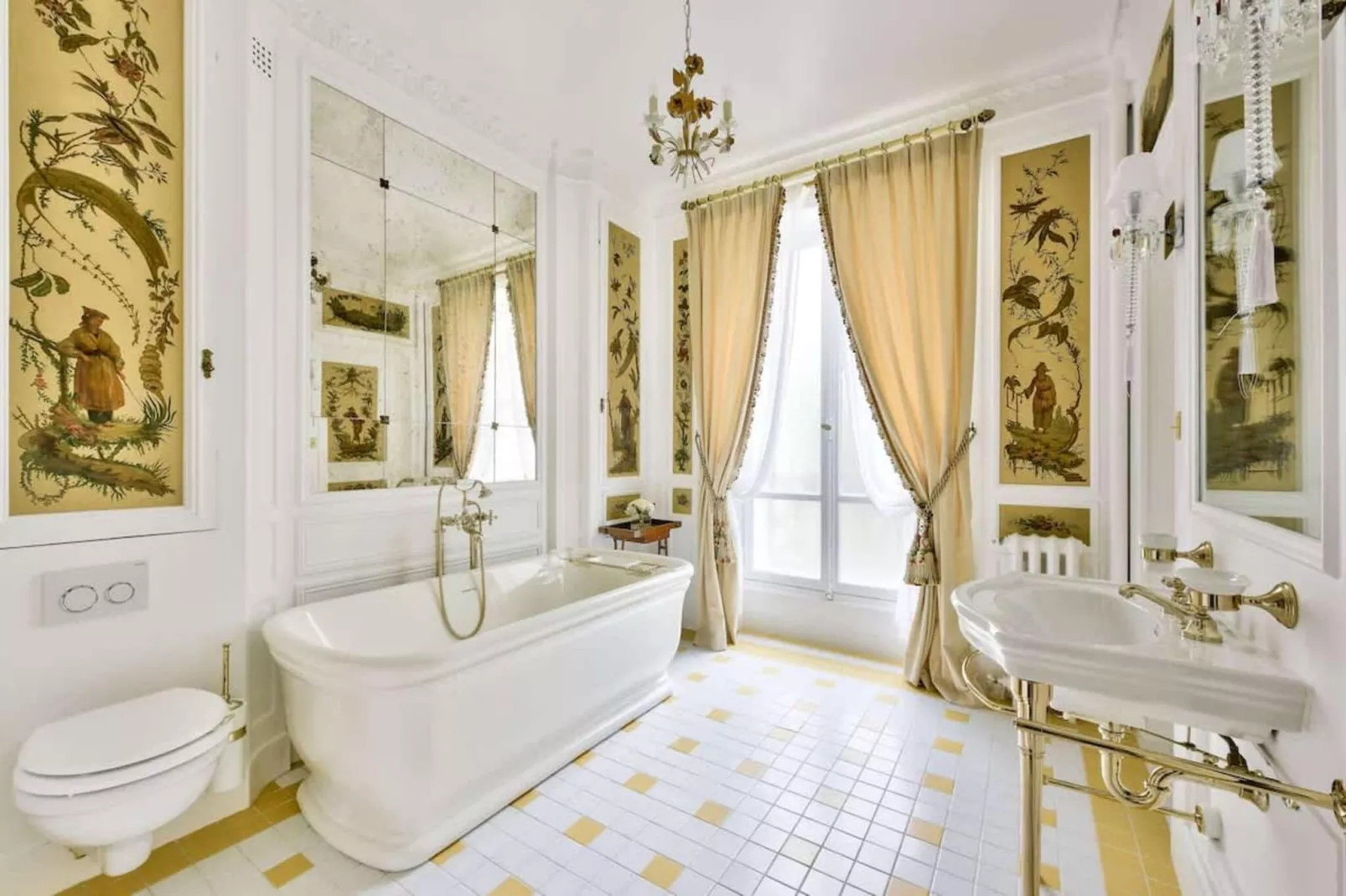 Noble demeure de luxe en plein coeur de Paris-Badezimmer