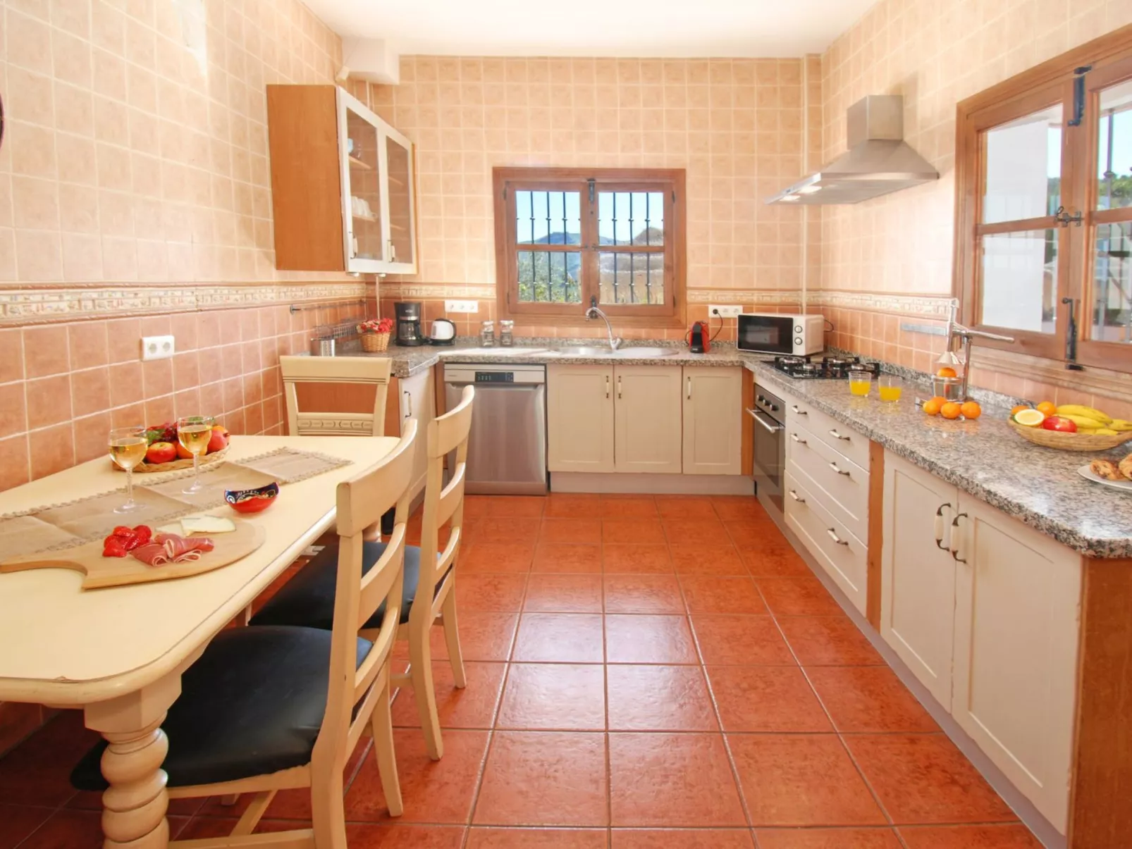 Villa Las Palomeras, Wifi, beheizter Pool, AC. - Image-tags.info