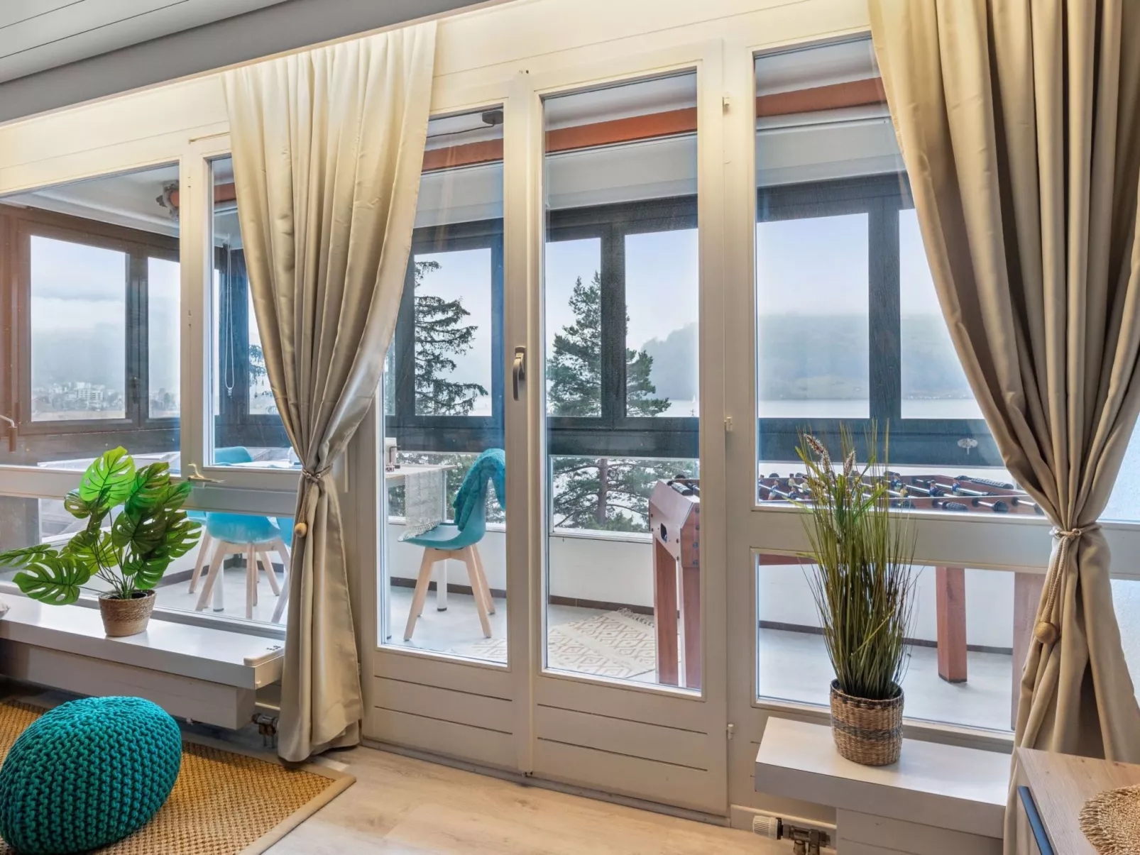 4 Seasons Apartment - Image-tags.info