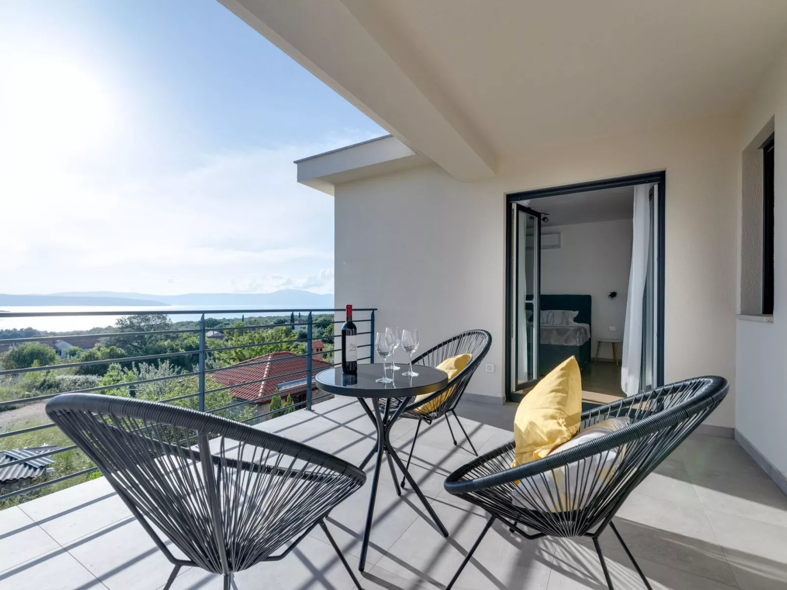 Schone Villa mit Pool, Meerblick, Strand - Image-tags.info