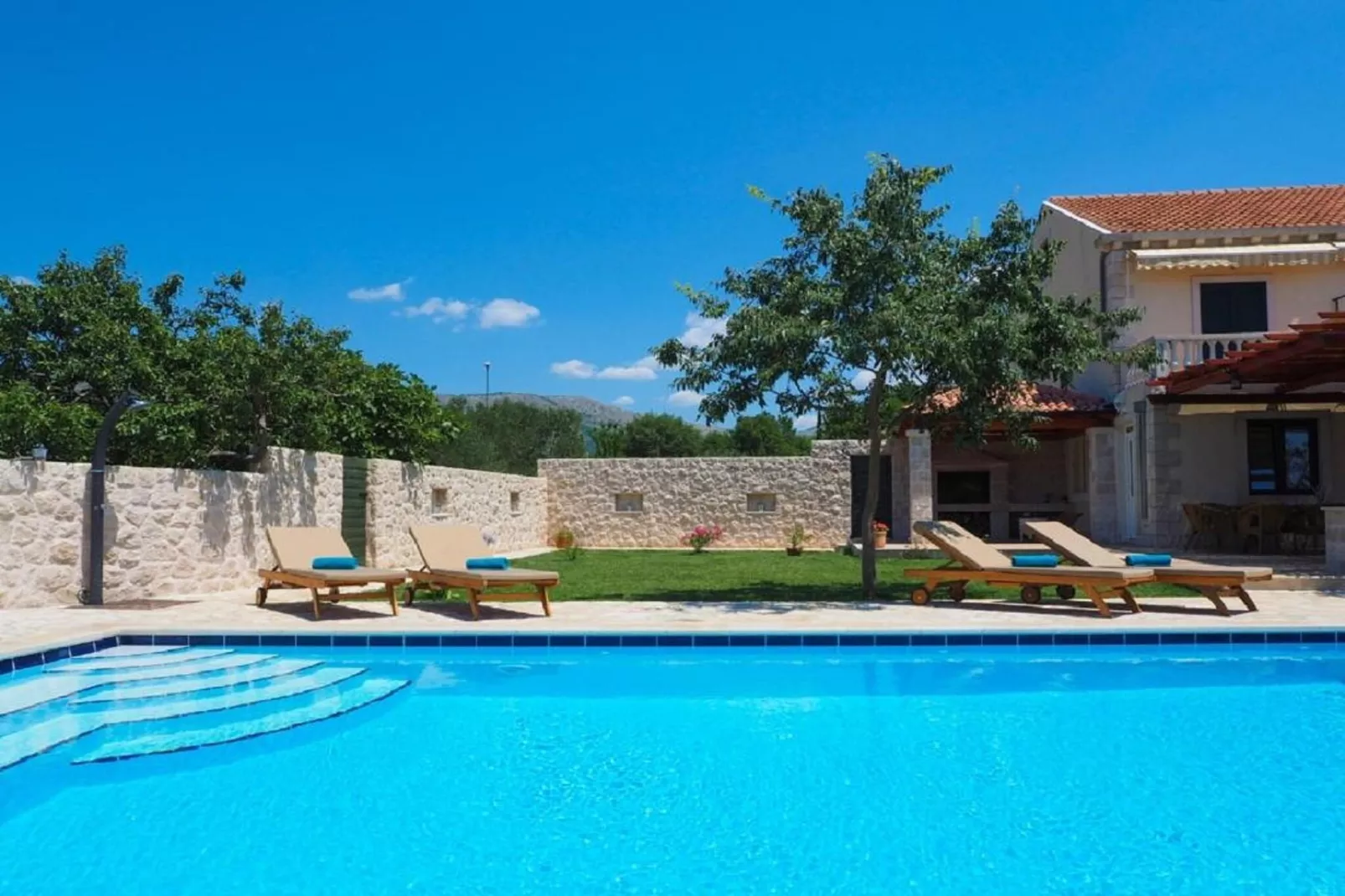 Villa Antonija - Four-Bedroom Villa with Terrace and Private Pool - Swimming pool